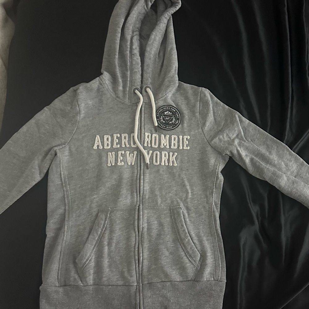 Abercrombie & Fitch Grey Women's Zip Up Jacket